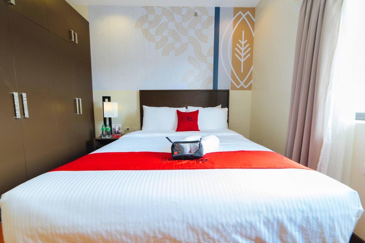 Отель Reddoorz Premium @ Sta Rosa Tagaytay Road Silang Экстерьер фото