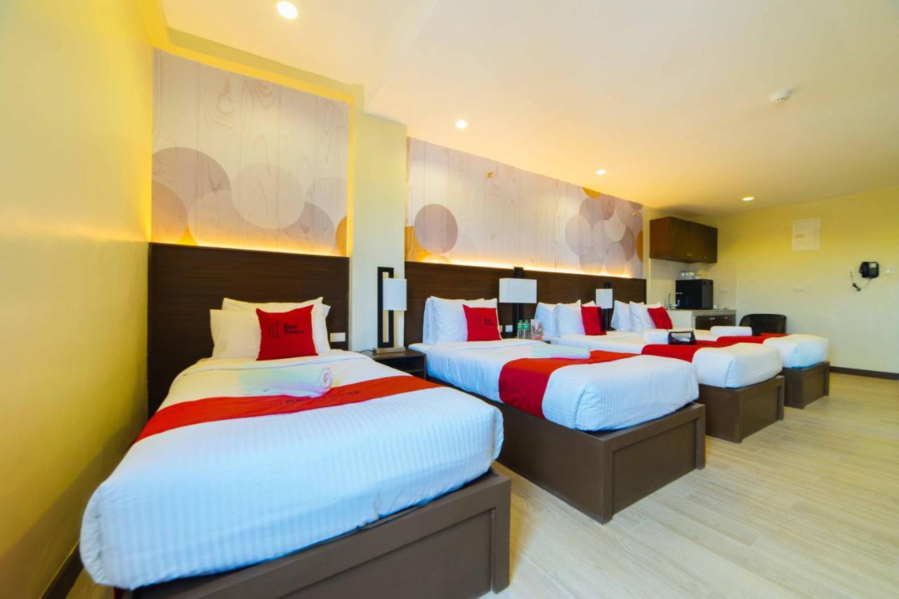 Отель Reddoorz Premium @ Sta Rosa Tagaytay Road Silang Экстерьер фото
