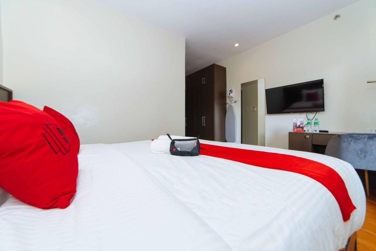 Отель Reddoorz Premium @ Sta Rosa Tagaytay Road Silang Экстерьер фото