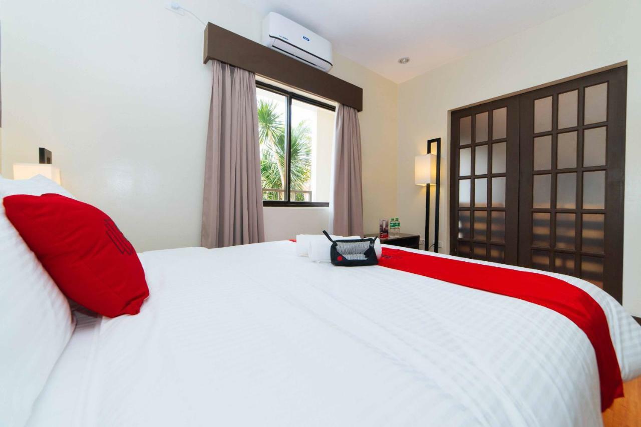 Отель Reddoorz Premium @ Sta Rosa Tagaytay Road Silang Экстерьер фото